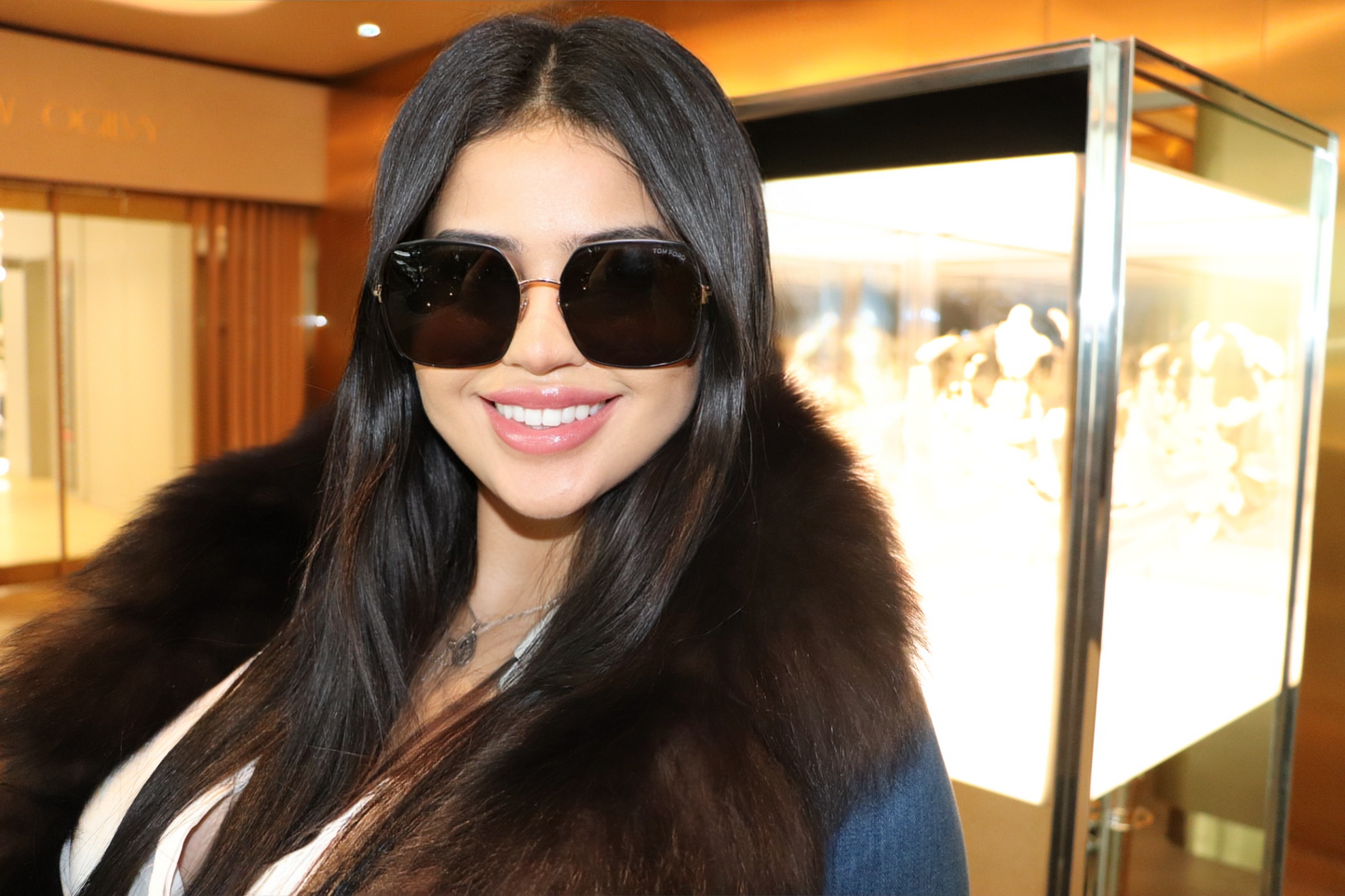 Lunettes de soleil Tom Ford FT1006 MATE BLACK Smoke
